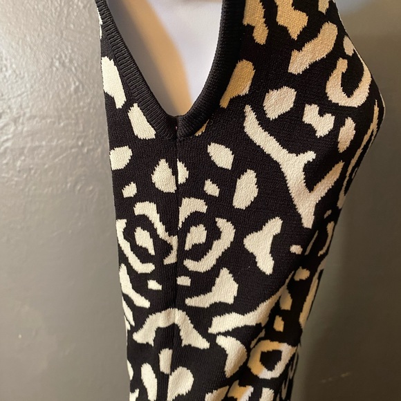 FELICITY & COCO Animal Print Jacquard Sweater Dress - Picture 9 of 16